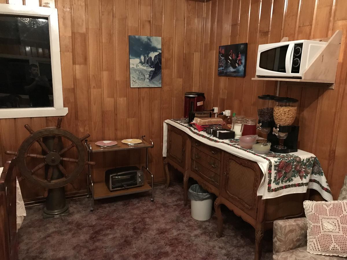 Antiguos Bed And Breakfast Puerto Natales Esterno foto