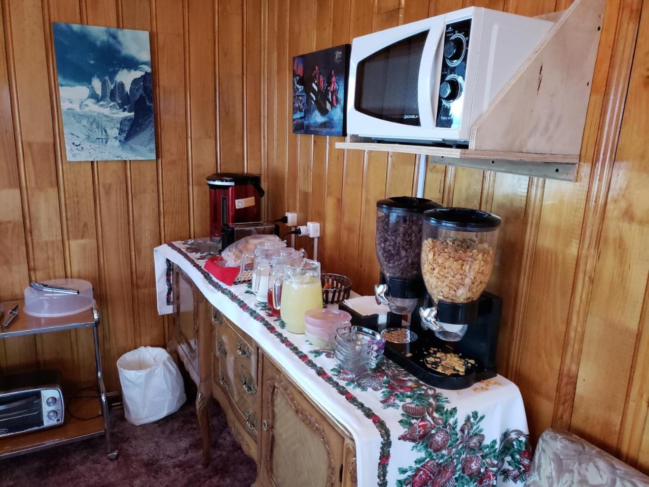 Antiguos Bed And Breakfast Puerto Natales Esterno foto