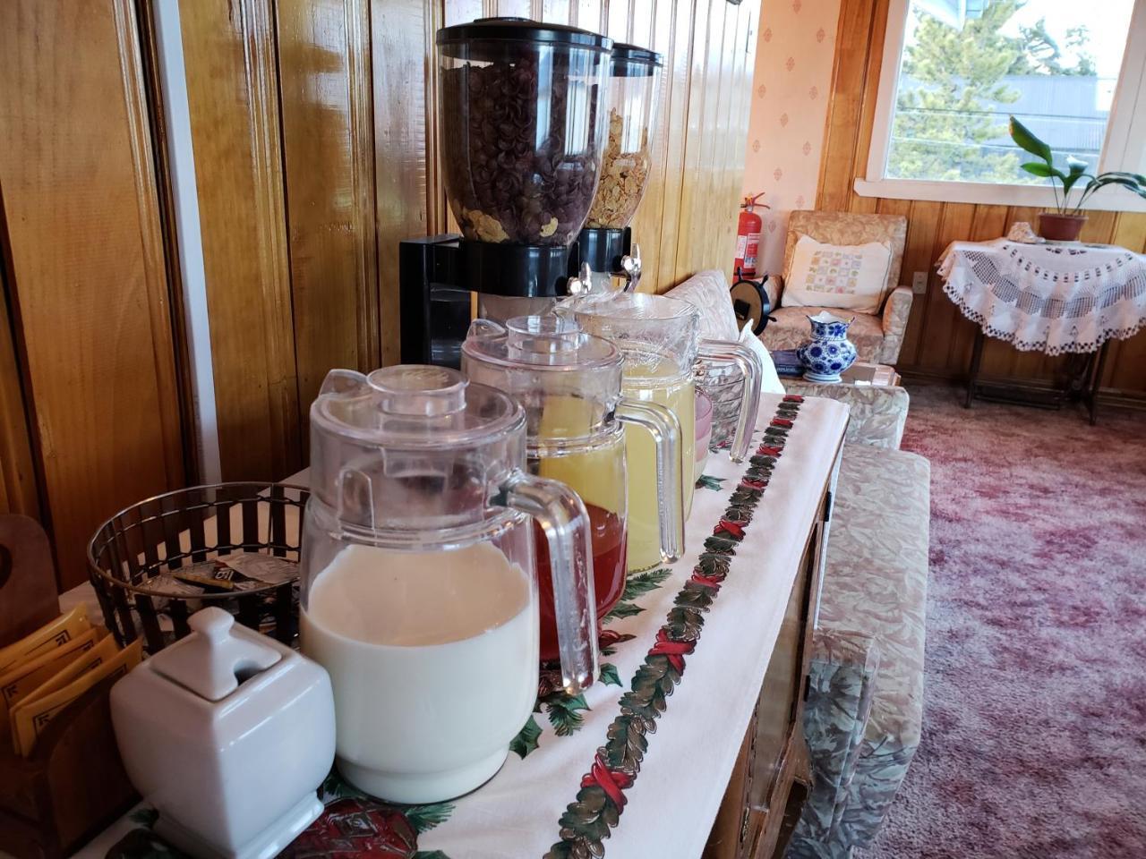 Antiguos Bed And Breakfast Puerto Natales Esterno foto
