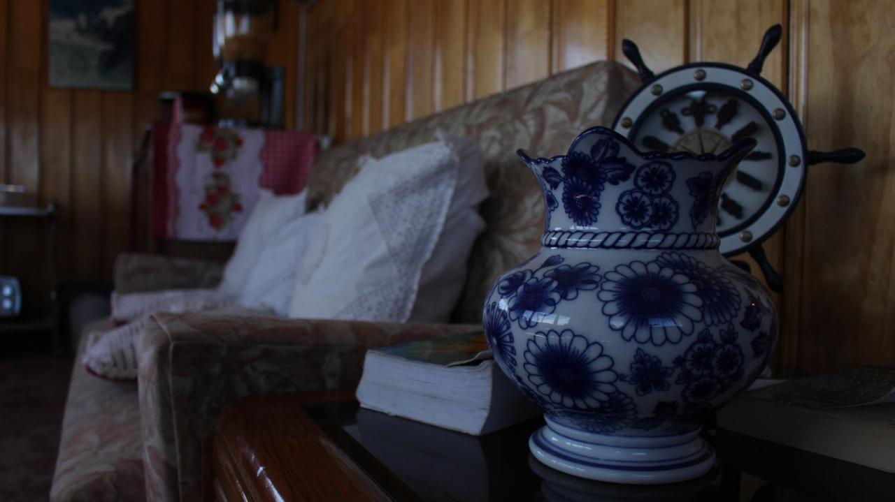 Antiguos Bed And Breakfast Puerto Natales Esterno foto