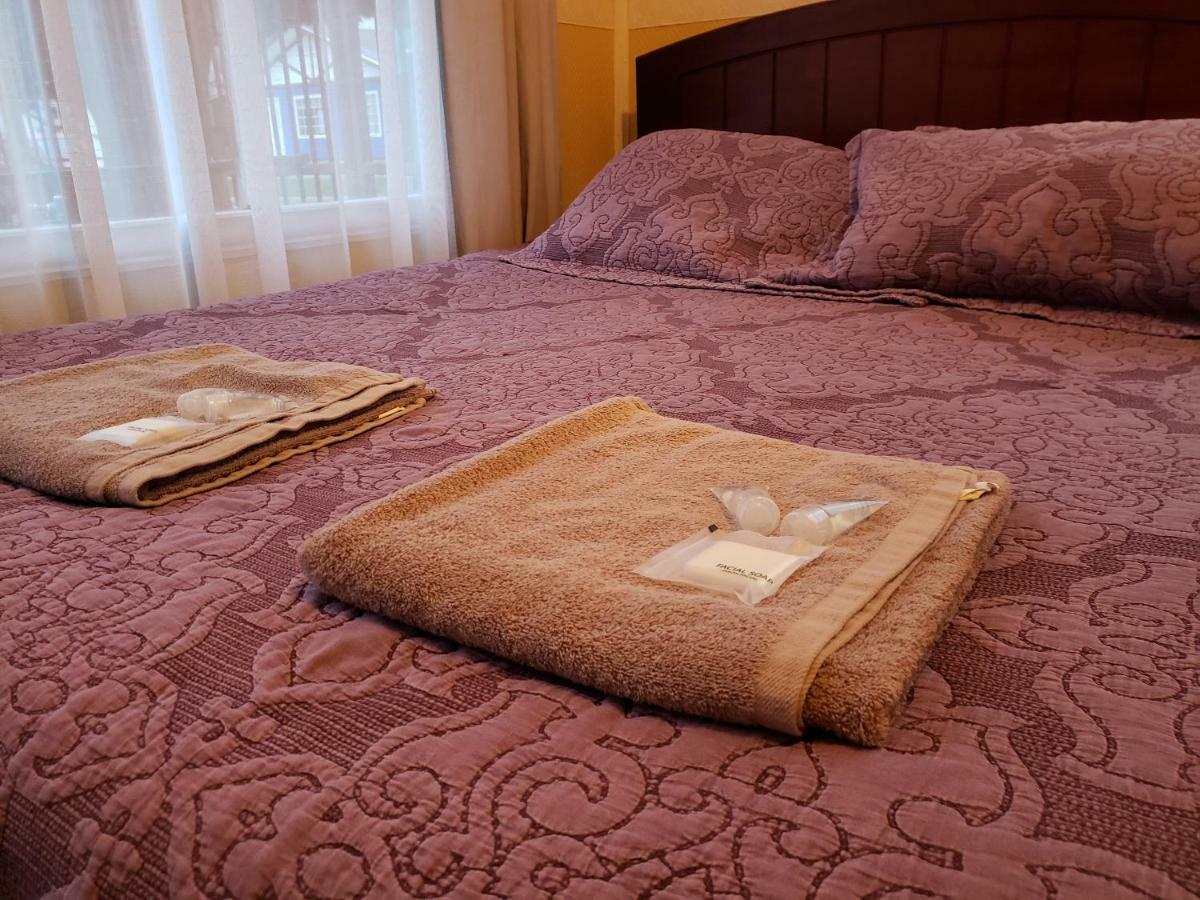 Antiguos Bed And Breakfast Puerto Natales Esterno foto
