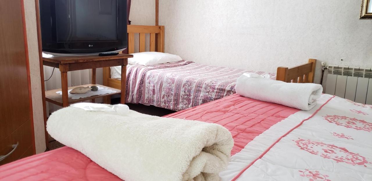 Antiguos Bed And Breakfast Puerto Natales Esterno foto